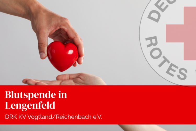 Eine Hand hält ein Herz und gibt es in eine weitere Hand.