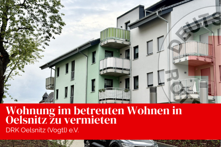 Das Haus Sperkenblick ist von der Front aus zu sehen. Hellgrün und weiß mit Balkonen aus Edelstahl.