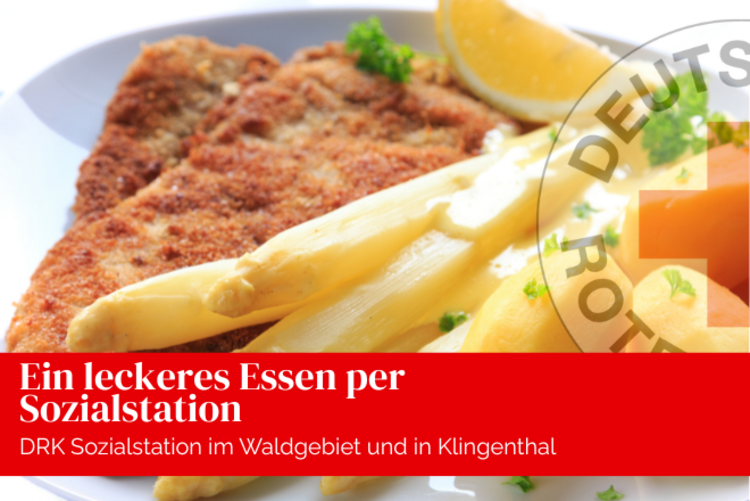 Ein Teller mit Schnitzel und Spargel, dazu Sauce Hollondaise.