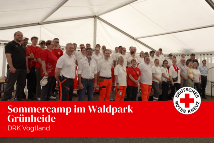 Gruppenfoto anlässlich des Sommercamps im Waldpark Grünheide.